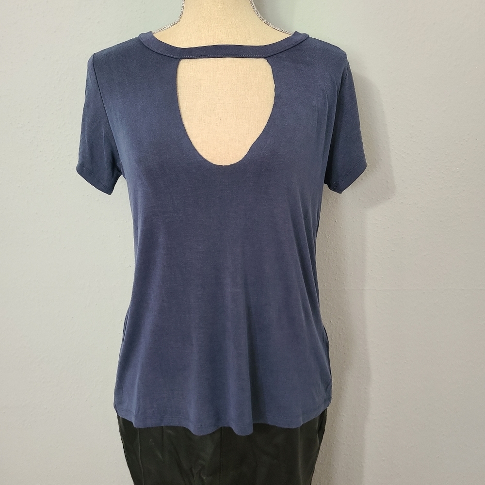 Olivaceous Cutout Women's Top Size Medium NWT